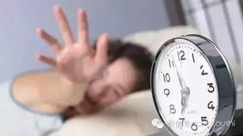 我在龍口，二十五、六歲，沒(méi)有結(jié)婚，沒(méi)有存款，也沒(méi)有房子！