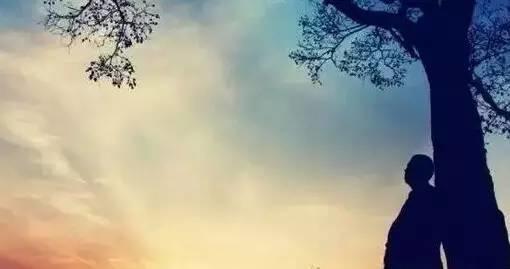 我在龍口，二十五、六歲，沒(méi)有結(jié)婚，沒(méi)有存款，也沒(méi)有房子！